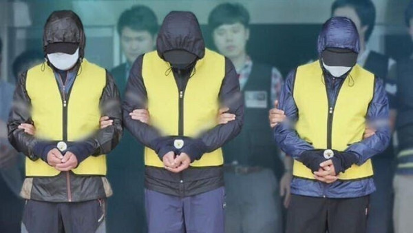 여교사 성폭행 4